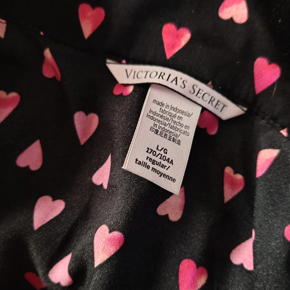 Black Satin Heart Print Pajama Set with Pink Hearts - Picture 2 of 2